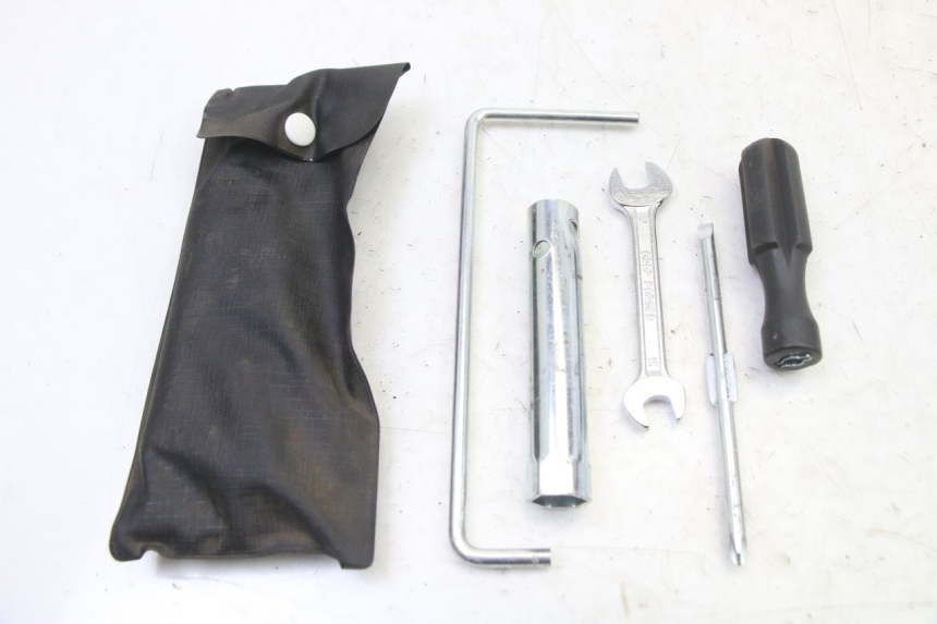 photo de TOOL KIT SUZUKI BURGMAN 125 (2007 - 2014) - Main view