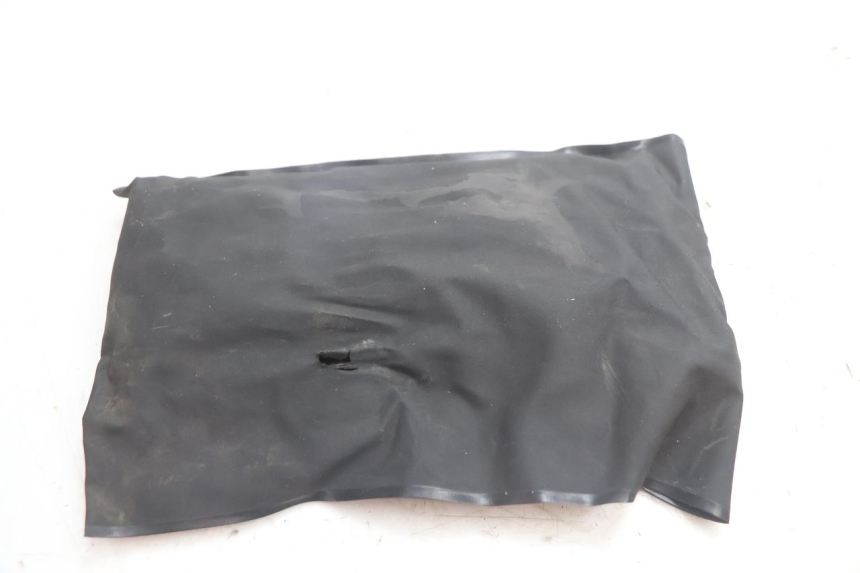 photo de TOOL KIT YAMAHA FJR 1300 (2001 - 2005) - Fixing points details