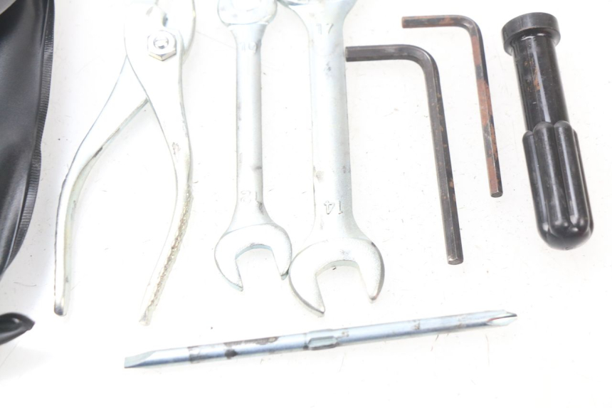 photo de TOOL KIT SUZUKI GSX-R GSXR K16 1000 (2012 - 2016) - Component detail