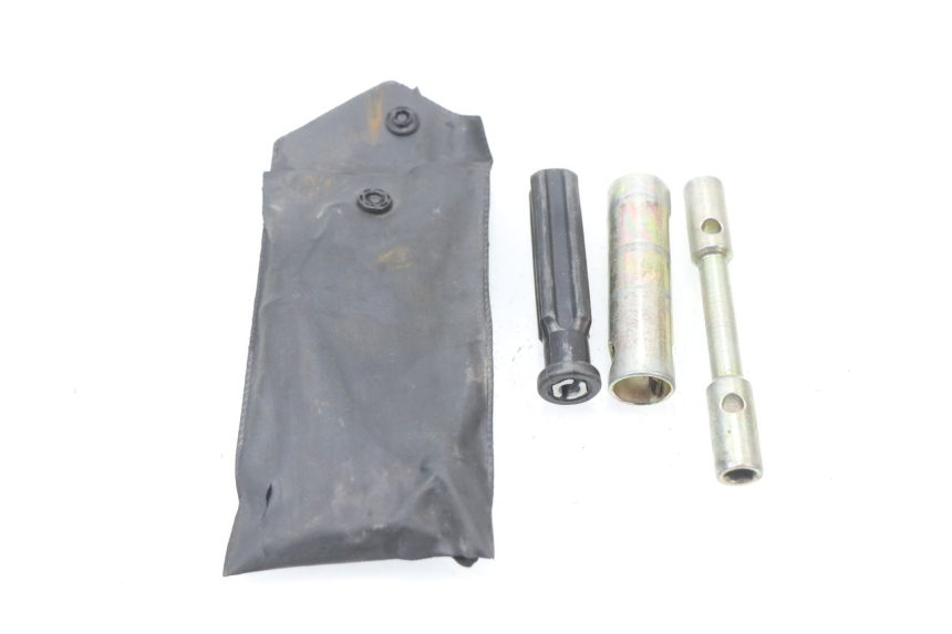photo de TOOL KIT LINHAI MONARCH 125 (2003 - 2005) - Main view
