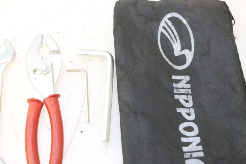 photo de TOOL KIT KYMCO LIKE 4T 50 (2019 - 2025) - Surface and material condition