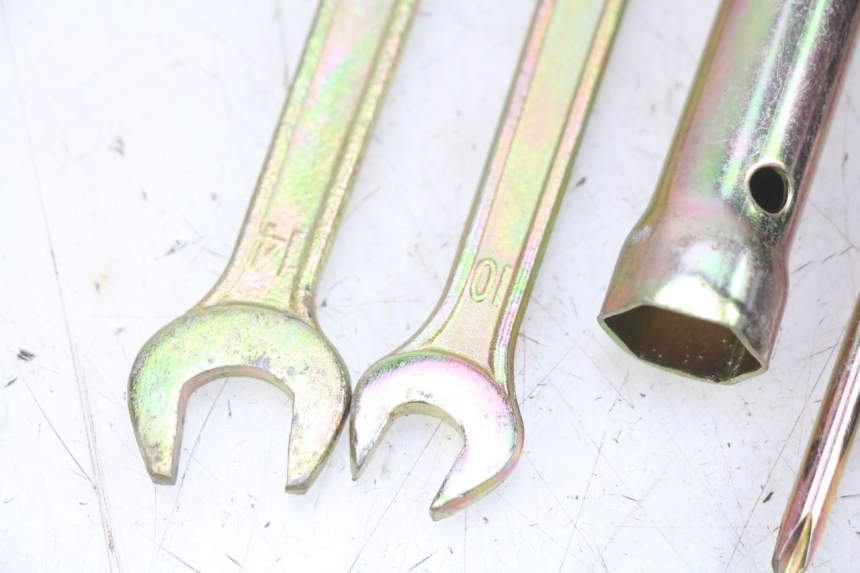 photo de TOOL KIT YAMASAKI RAPTOR 50 (2013 - 2018) - Zoom on usage condition