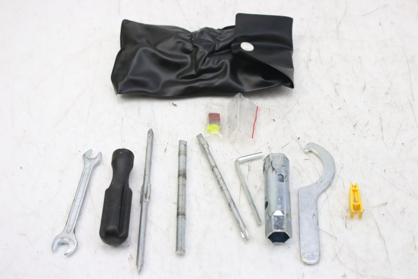 photo de TOOL KIT MBK SKYCRUISER 125 (2010 - 2013) - Main view