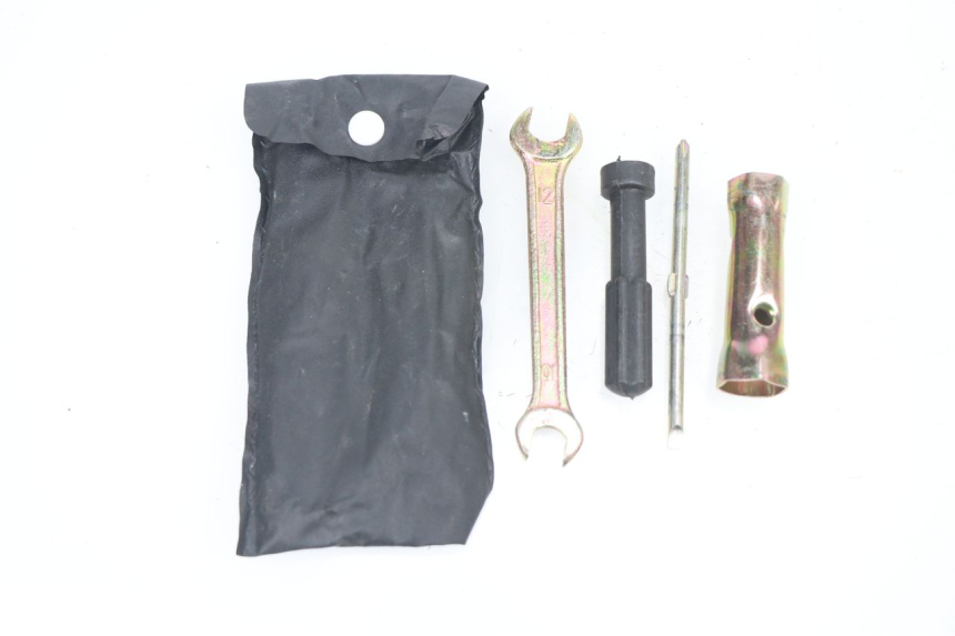 photo de TOOL KIT BAOTIAN TRAVEL SPIRIT 50 (2010 - 2012) - Main view