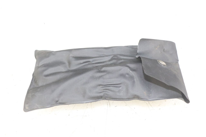 photo de TOOL KIT YAMAHA XMAX X-MAX 125 (2006 - 2009) - Alternative perspective