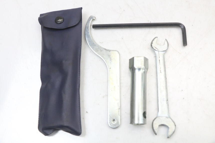 photo de TOOL KIT KYMCO XCITING 250 (2006 - 2009) - Main view