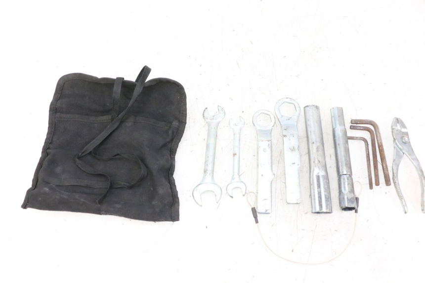 photo de TOOL KIT YAMAHA XJ6 ABS 600 (2008 - 2016) - Main view