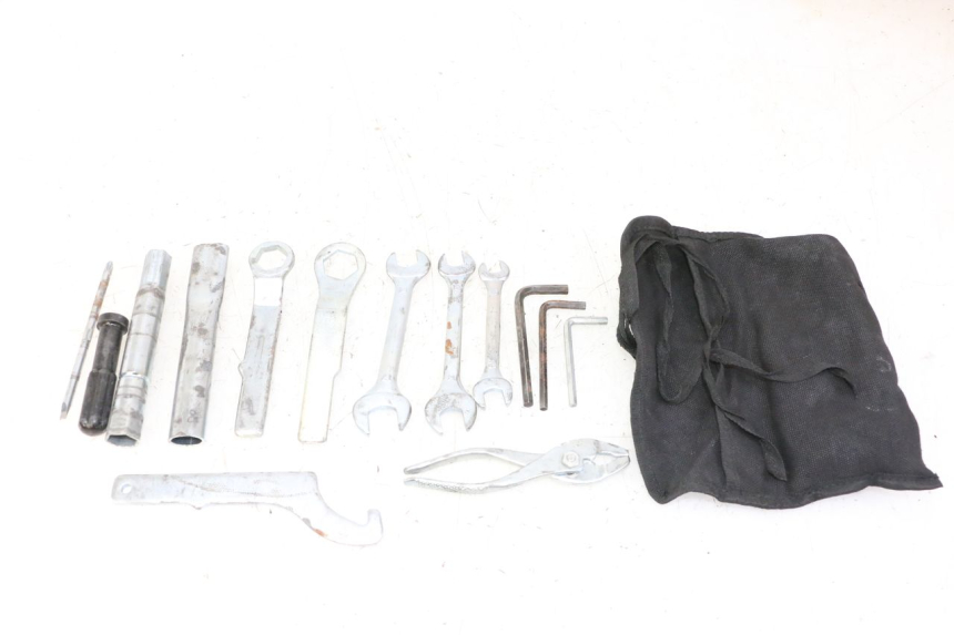 photo de TOOL KIT YAMAHA XJ6 ABS 600 (2008 - 2016) - Main view