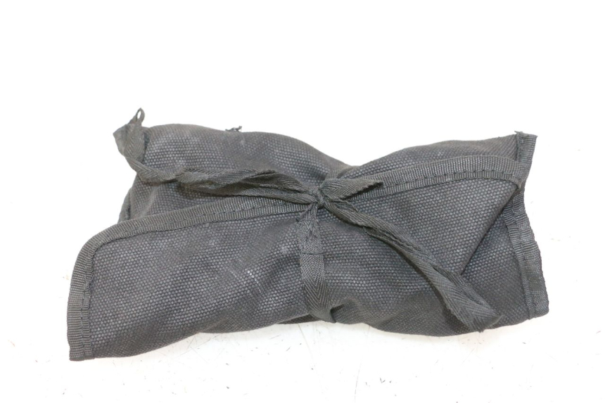 photo de TOOL KIT YAMAHA XJ6 ABS 600 (2008 - 2016) - Zoom on usage condition