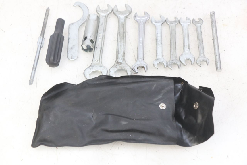 photo de TOOL KIT YAMAHA YP MAJESTY 125 (2007 - 2010) - Product overview