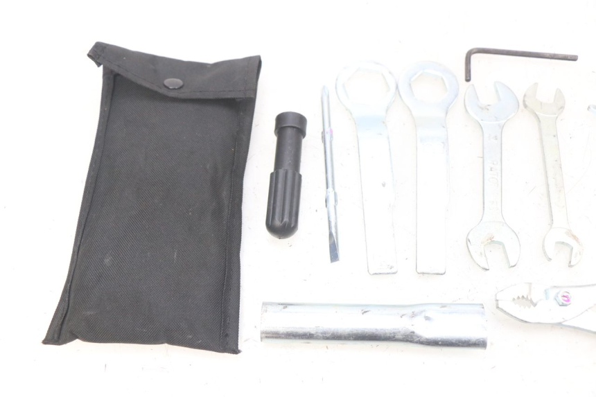 photo de TOOL KIT KAWASAKI Z 650 (2016 - 2019) - Product overview