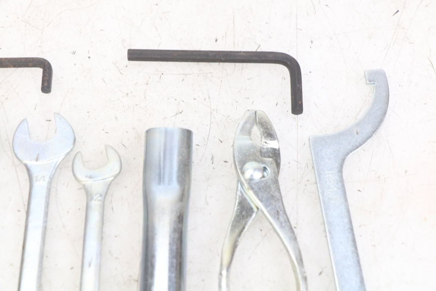 photo de TOOL KIT KAWASAKI Z 750 (2007 - 2013) - Technical close-up