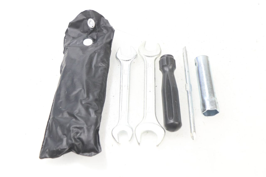 photo de TOOL KIT UNIVERSAL BIKE ZN50QT-11B 50 (2018 - 2021) - Main view