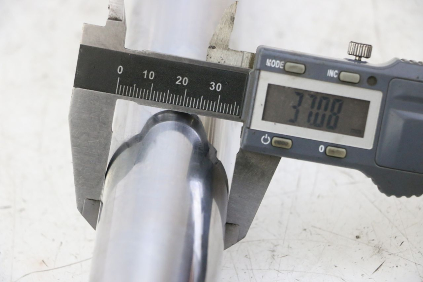 photo de FORKS TUBE HONDA CR 85 (2003 - 2007) - Component detail