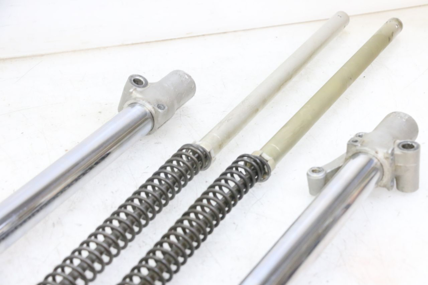photo de FORKS TUBE HONDA CR 85 (2003 - 2007) - Additional view of the item