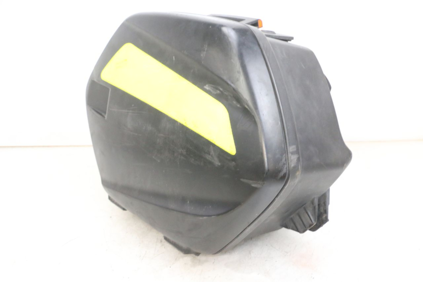 photo de RIGHT SUITCASE YAMAHA TDM ABS 900 (2002 - 2014) - Surface and material condition