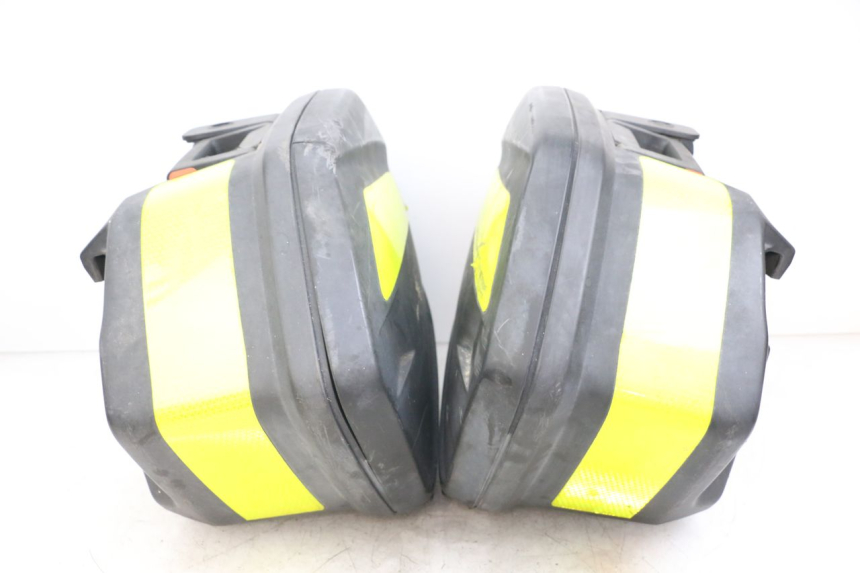 photo de SUITCASE YAMAHA FJR ABS 1300 (2006 - 2012) - Additional view of the item