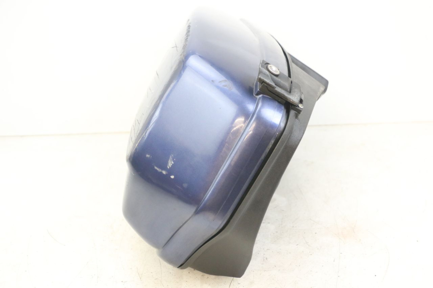 photo de SUITCASE APRILIA SCARABEO GT 125 (1999 - 2007) - Fixing points details