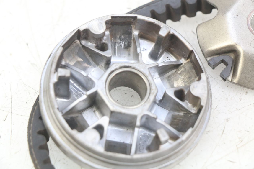 photo de VARIATOR KYMCO AGILITY 16+ 4T 50 (2018 - 2023) - Markings and original references