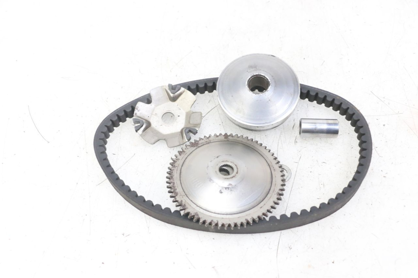 photo de VARIATOR KYMCO AGILITY 4T 50 (2018 - 2022) - Fixing points details