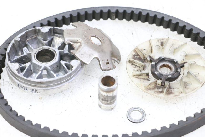 photo de VARIATOR KYMCO AGILITY 4T 50 (2018 - 2022) - Zoom on usage condition