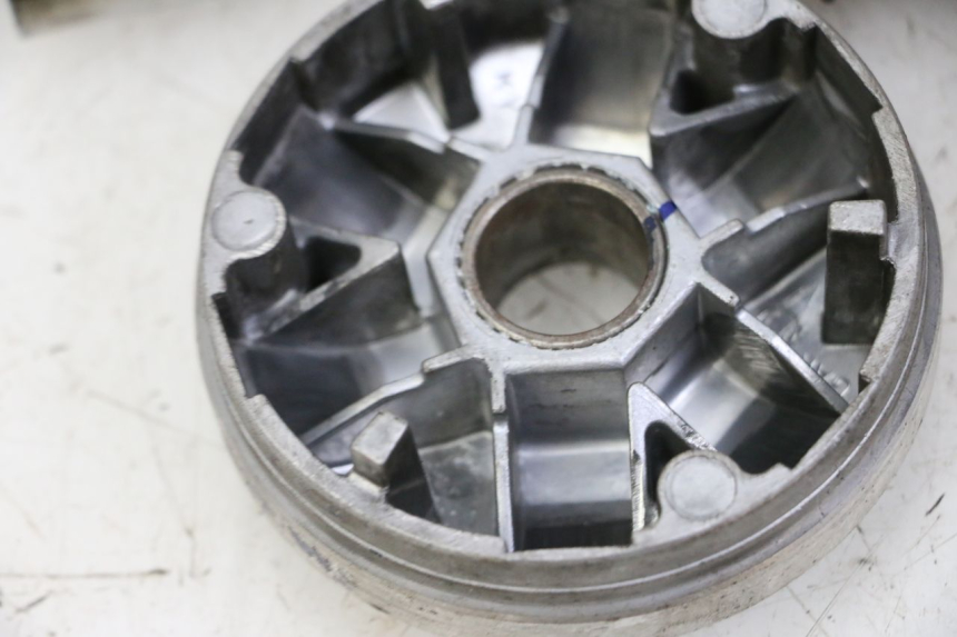 photo de VARIATOR KYMCO AGILITY 4T 50 (2018 - 2022) - Surface and material condition