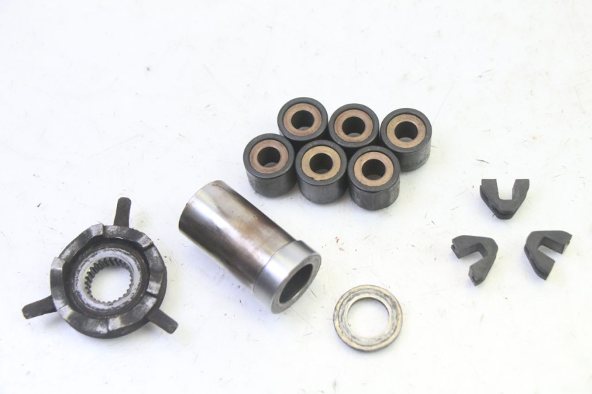 photo de VARIATOR KYMCO AGILITY 4T 50 (2005 - 2018) - Fixing points details