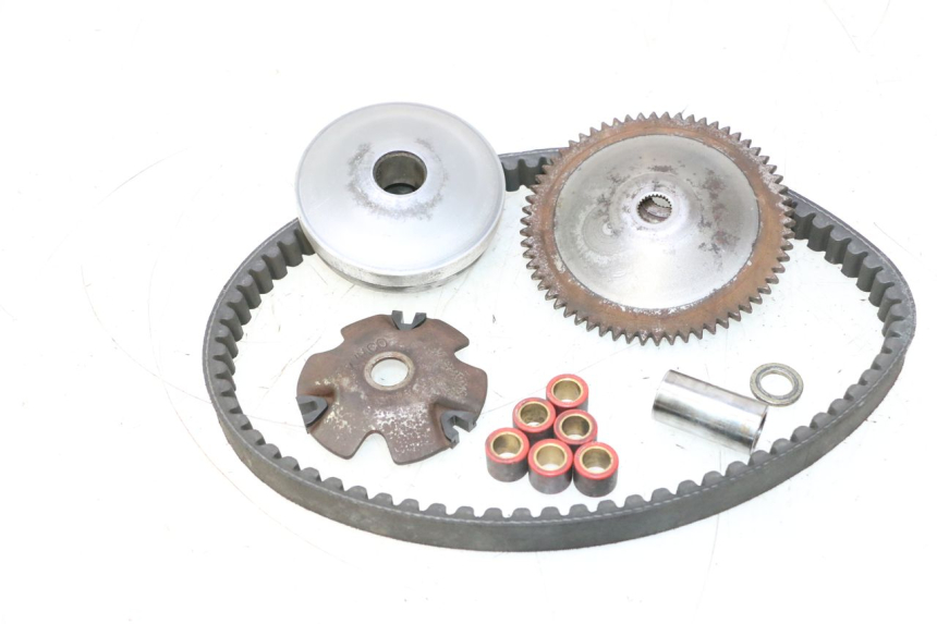 photo de VARIATOR KYMCO AGILITY 4T 50 (2005 - 2018) - Fixing points details