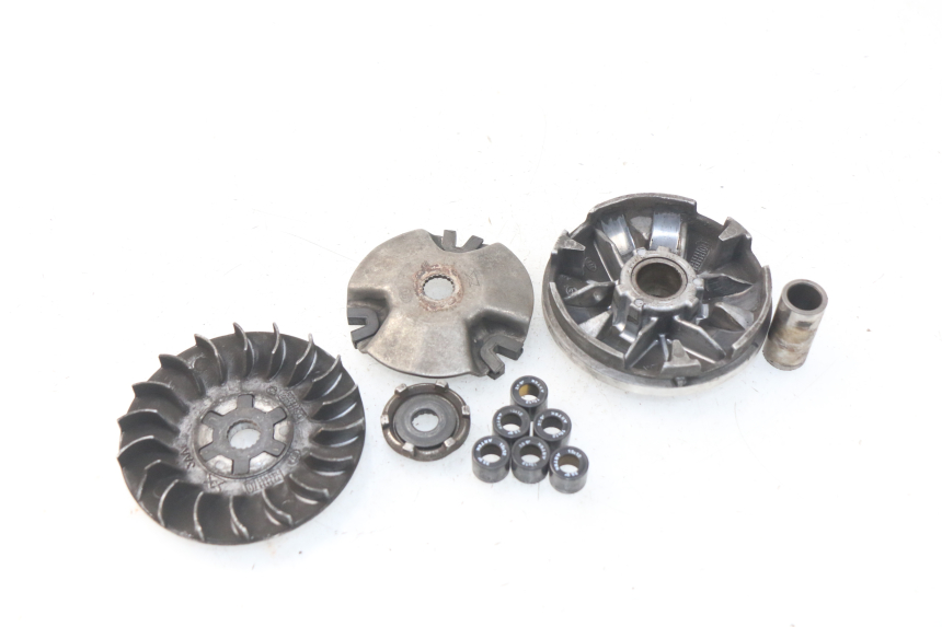 photo de VARIATOR MBK BOOSTER SPIRIT NAKED 50 (2004 - 2017) - Main view