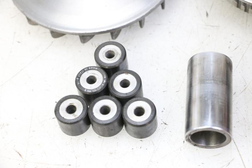 photo de VARIATOR SUZUKI BURGMAN 125 (2007 - 2014) - Technical close-up