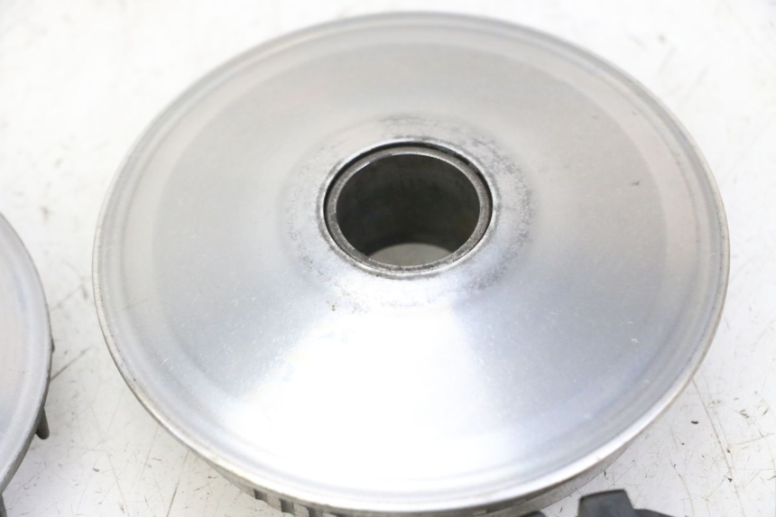 photo de VARIATOR SUZUKI BURGMAN 125 (2007 - 2014) - Fixing points details