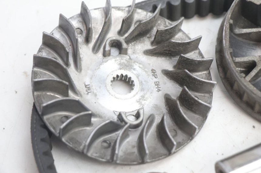photo de VARIATOR YAMAHA BW'S BWS 125 (2010 - 2013) - Component detail