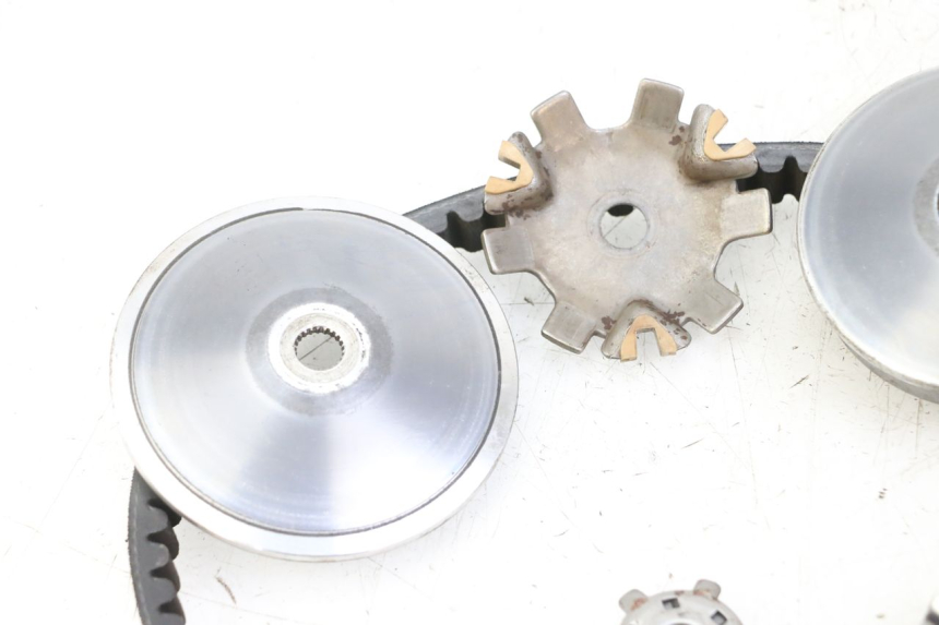 photo de VARIATOR PEUGEOT CITYSTAR 50 (2013 - 2017) - Alternative perspective