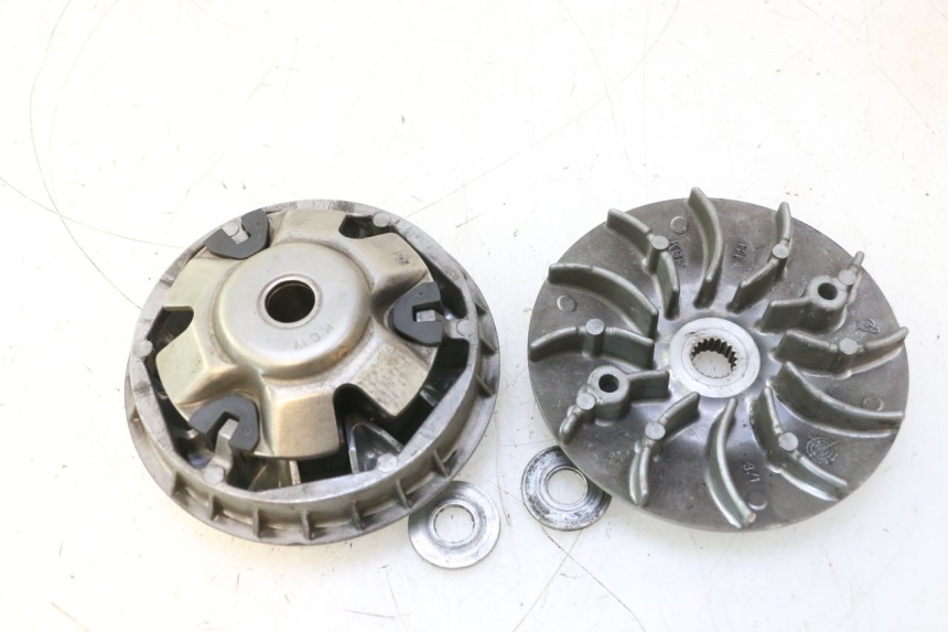 photo de VARIATOR HONDA FES PANTHEON 125 (2003 - 2007) - Component detail
