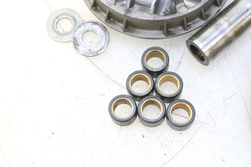 photo de VARIATOR HONDA FES PANTHEON 125 (2003 - 2007) - Additional view of the item