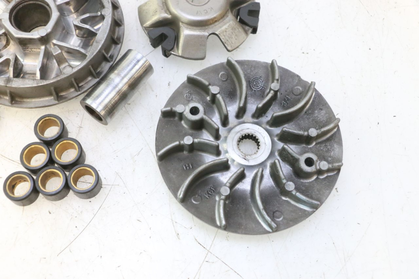 photo de VARIATOR HONDA FES PANTHEON 125 (2003 - 2007) - Checked used part