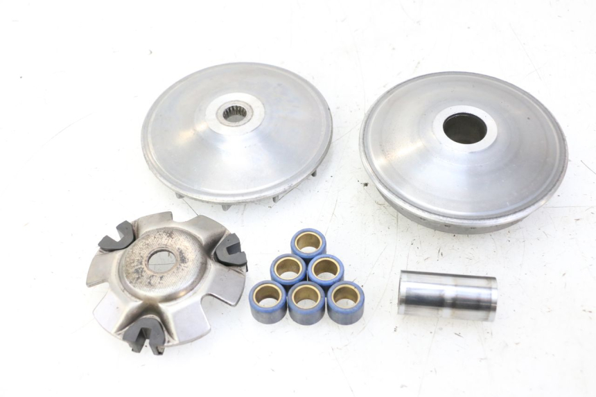 photo de VARIATOR HONDA FES S-WING SWING ABS 125 (2007 - 2015) - Technical close-up