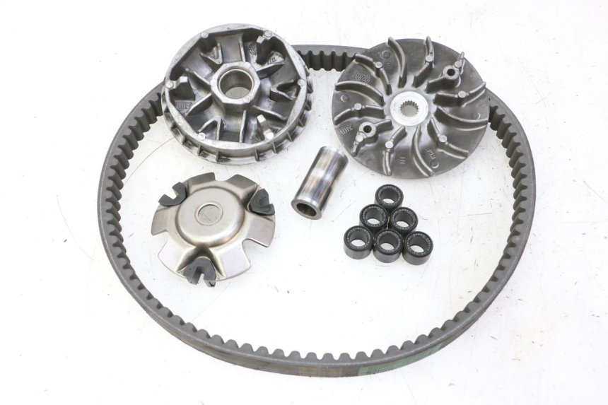 photo de VARIATOR HONDA FES S-WING SWING ABS 125 (2007 - 2015) - Main view