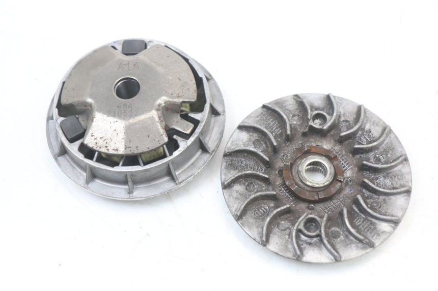 photo de VARIATOR SYM FIDDLE 3 III 50 (2014 - 2020) - Alternative perspective