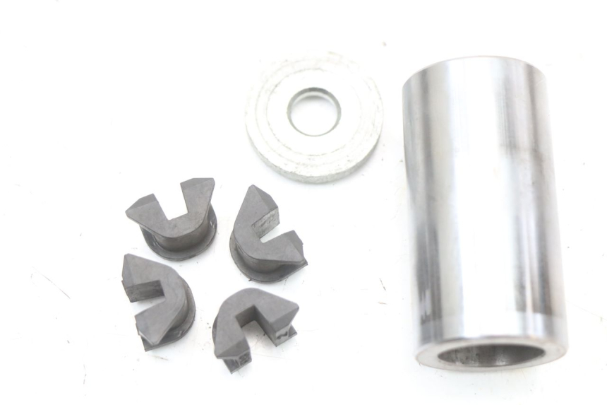 photo de VARIATOR HONDA FJS SILVER WING SILVERWING 400 (2005 - 2008) - Fixing points details