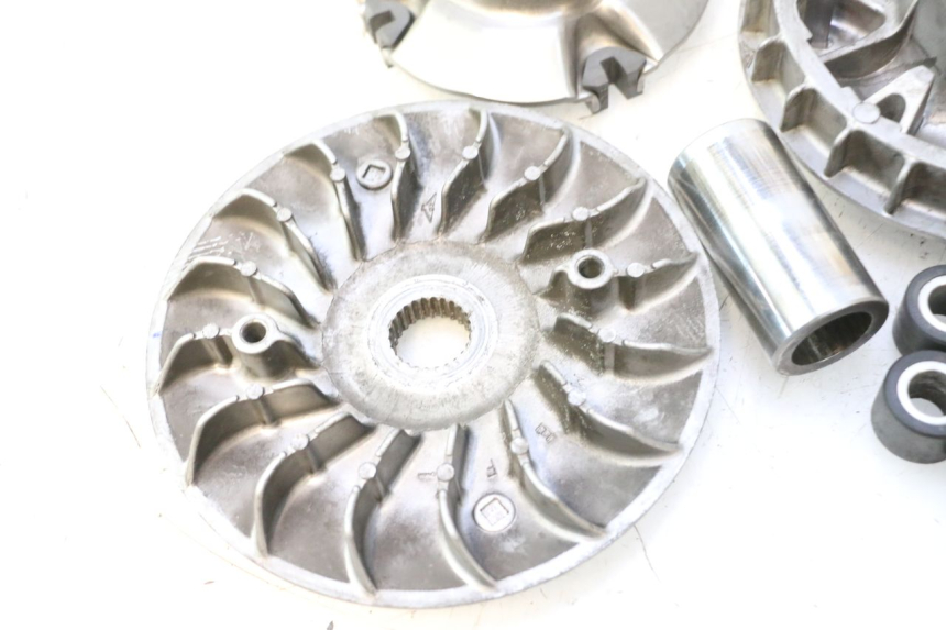 photo de VARIATOR HONDA FJS SILVER WING SILVERWING 400 (2005 - 2008) - Component zoom