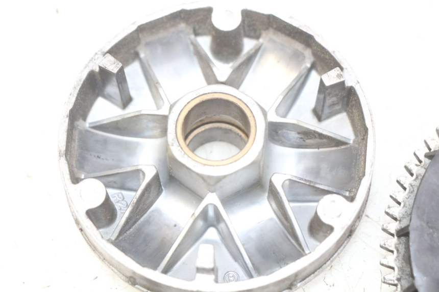 photo de VARIATOR PIAGGIO FLY 4T 50 (2013 - 2017) - Additional view of the item