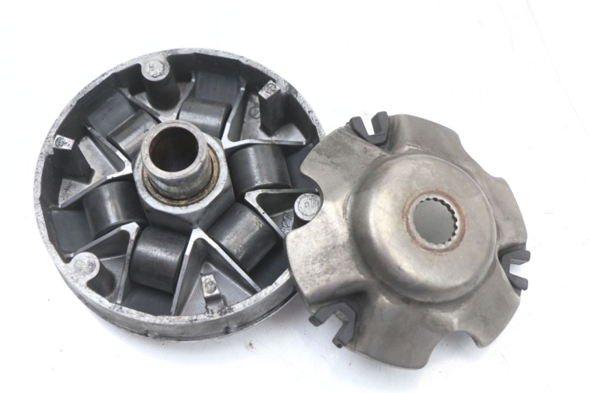 photo de VARIATOR PIAGGIO FLY 4T 50 (2004 - 2010) - Alternative perspective