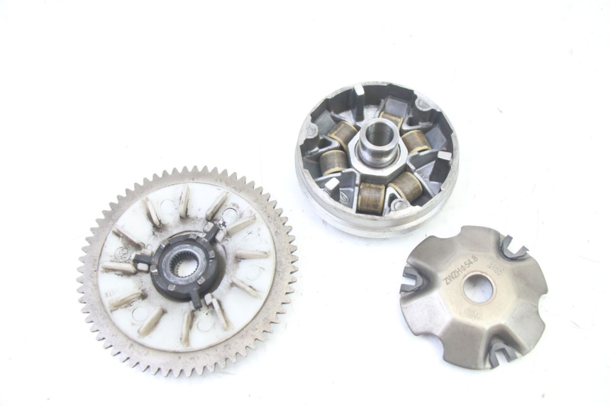 photo de VARIATOR VENESI FLY RETRO 4T 50 (2020 - 2025) - Alternative perspective