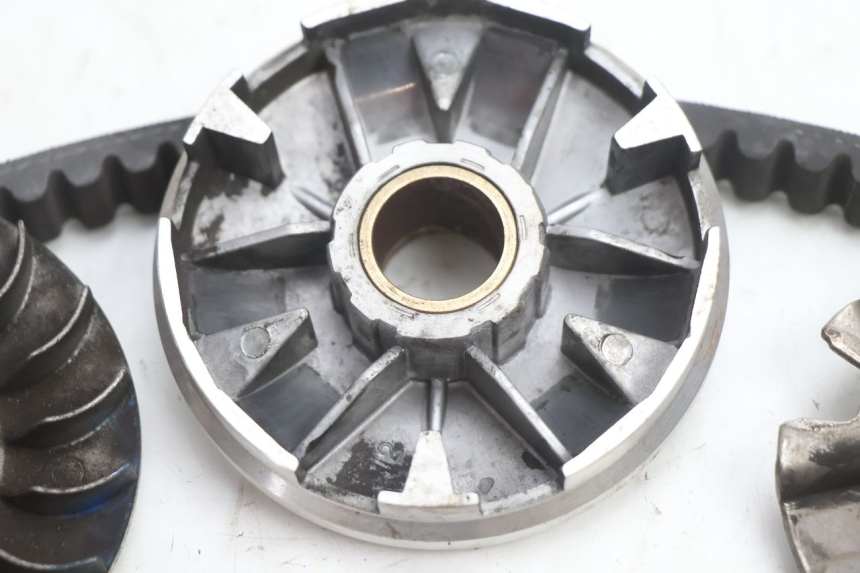 photo de VARIATOR KEEWAY FOCUS 50 (2006 - 2009) - Component detail