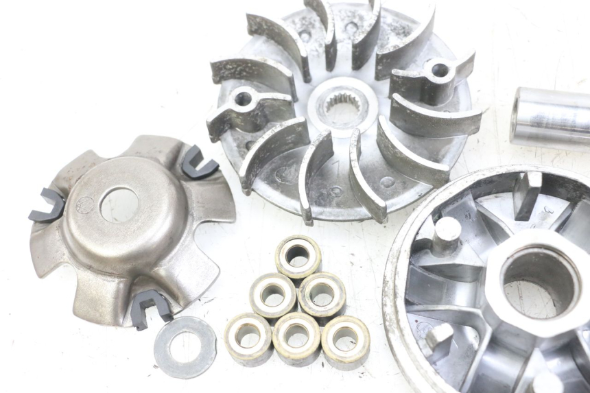 photo de VARIATOR GOES WIKI 125 (2010 - 2015) - Surface and material condition