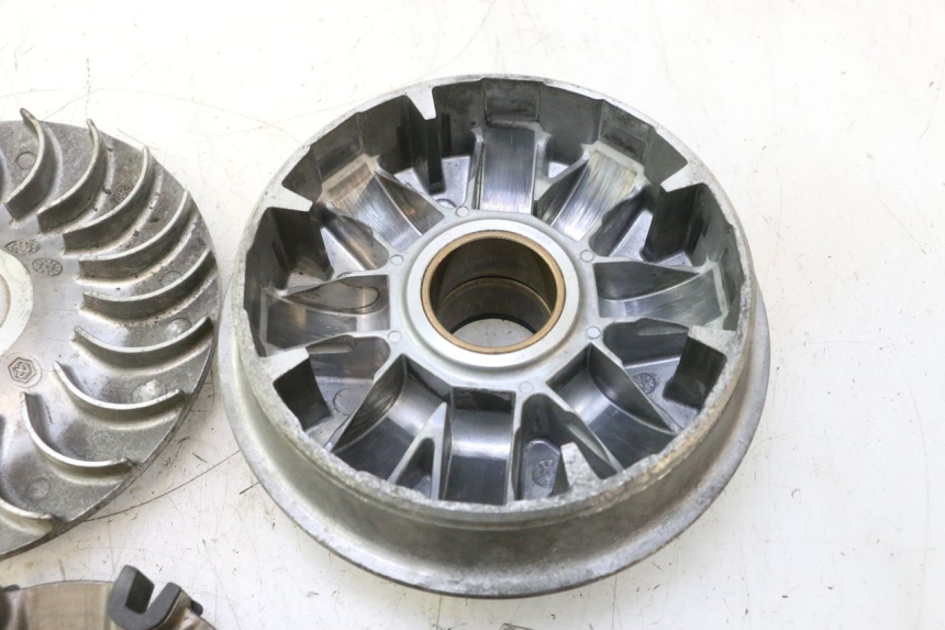 photo de VARIATOR GILERA GP 800 (2007 - 2013) - Alternative perspective