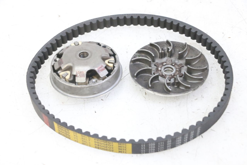 photo de VARIATOR PEUGEOT JET FORCE CARBU 50 (2003 - 2016) - Zoom on usage condition