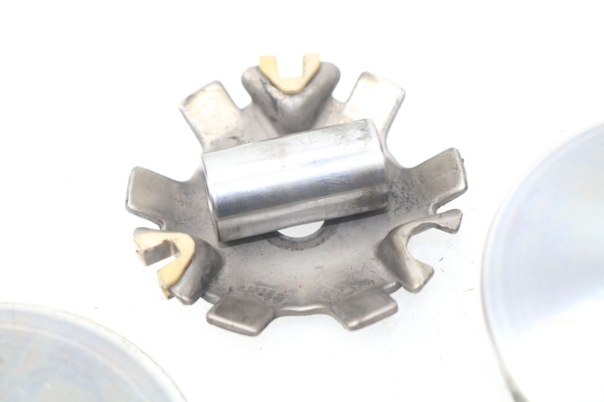 photo de VARIATOR PEUGEOT KISBEE 2T 50 (2018 - 2022) - Alternative perspective