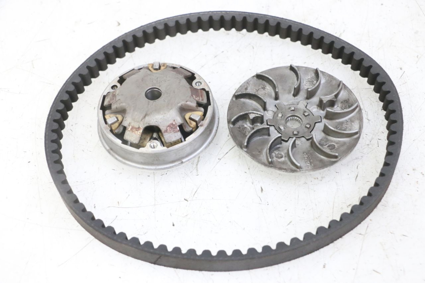 photo de VARIATOR PEUGEOT KISBEE 2T 50 (2018 - 2022) - Alternative perspective